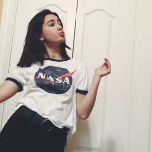 Oversized NASA tee 👩‍🚀💫